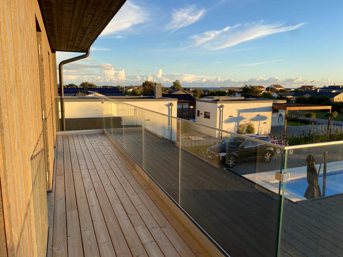 Hus med pool nära havet Villa Falkenberg Exteriör bild