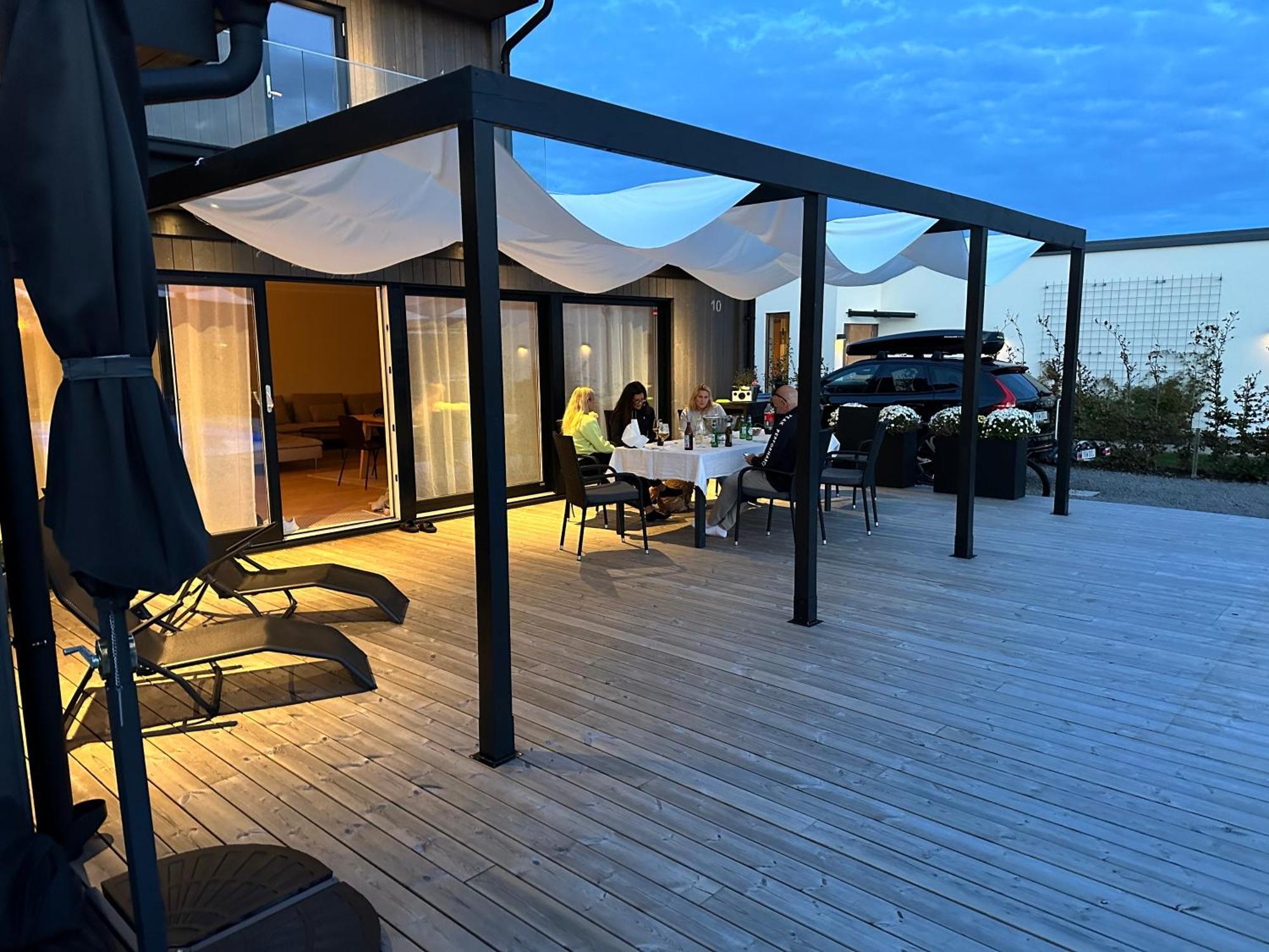 Hus med pool nära havet Villa Falkenberg Exteriör bild